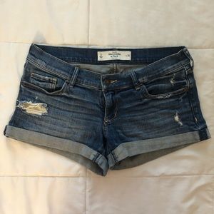 EUC Abercrombie & Fitch Medium Wash Denim Shorts